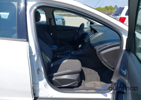 2013 Ford Focus Se из США, поврежденный, VIN 1FADP3K23DL369149